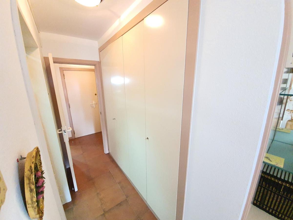 Apartamento Royal Marine Deluxe Roses Bagian luar foto